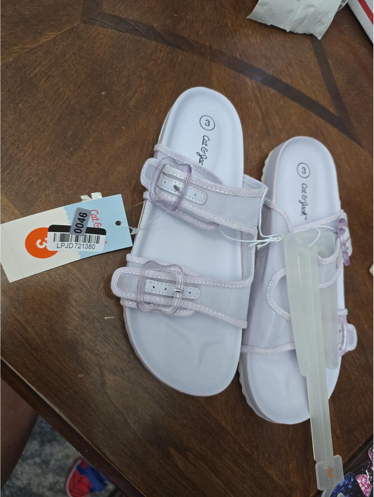 Size 3 Brand New Girls Sandals Item 46 Bin 7